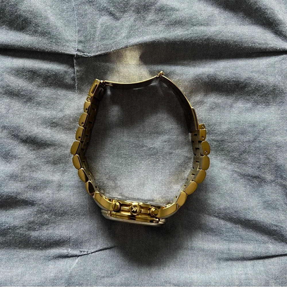 Michael Kors Runway Gold Tone Watch - Picture 4 of 6